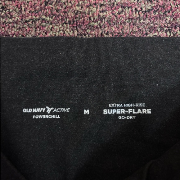 Old Navy Flare Leggings - Picture 3 of 3